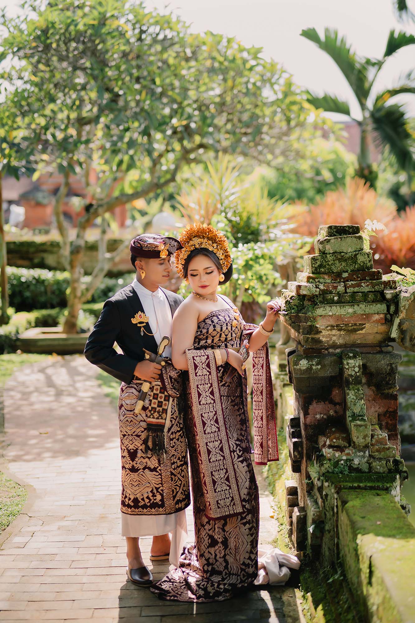 AFams Photo-ARYANA & DEK INA-1 copy